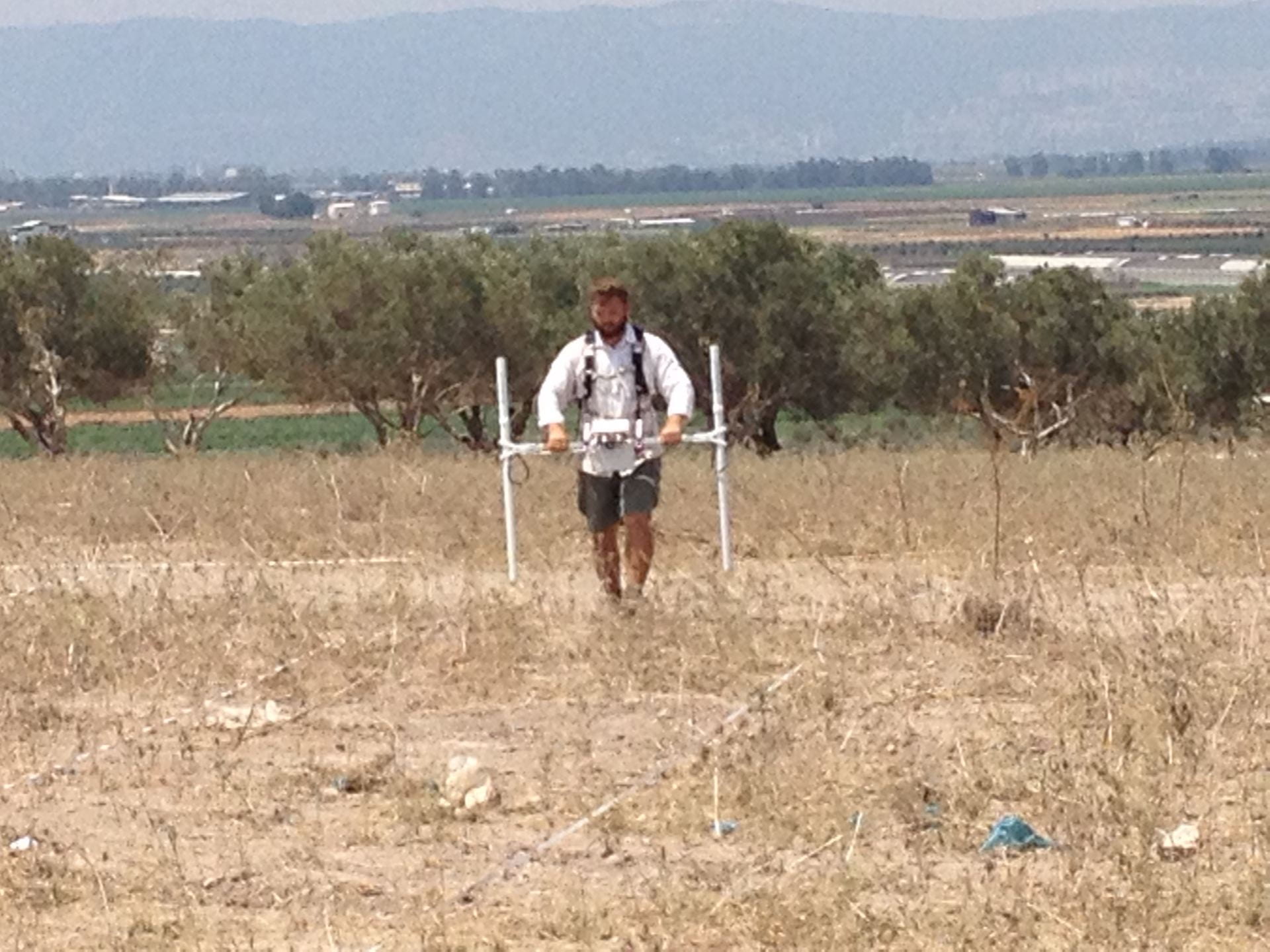 Geophysical survey 2015, to find buried walls